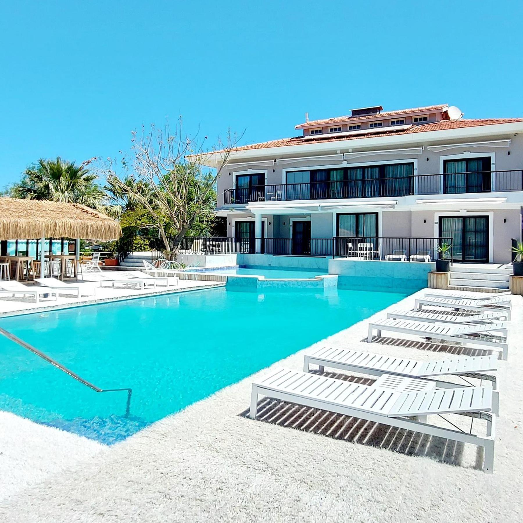 Enki Suess Alaçatı Exterior photo