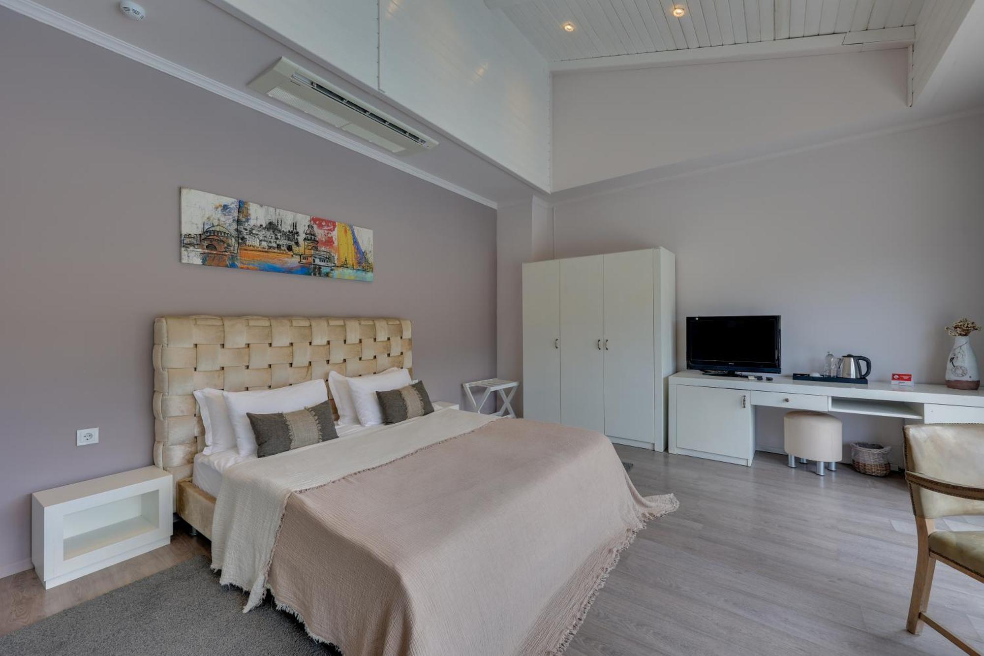 Enki Suess Alaçatı Exterior photo